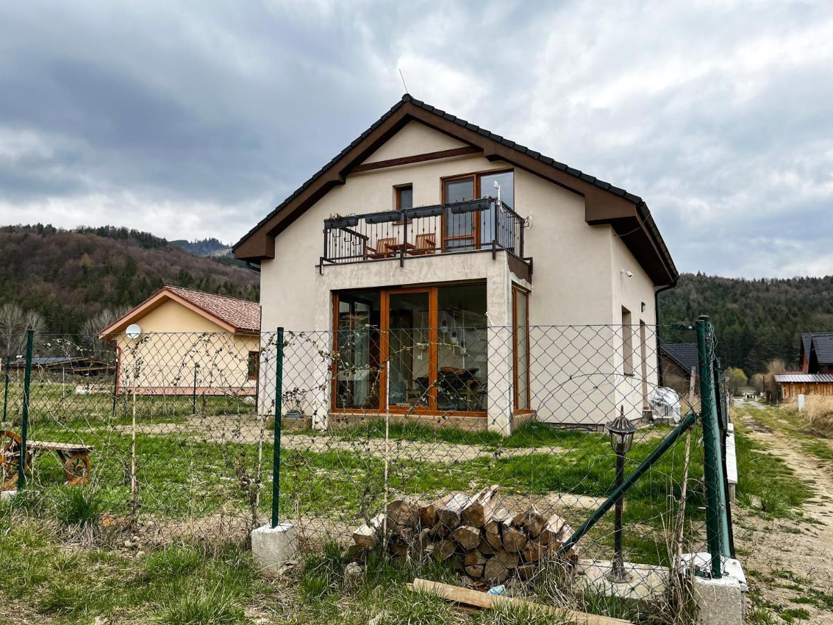 Dovolenkova Chata Valca Valča Exterior foto